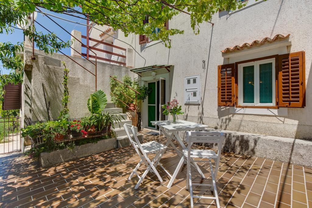 Apartment Carmen Veli Lošinj Kültér fotó