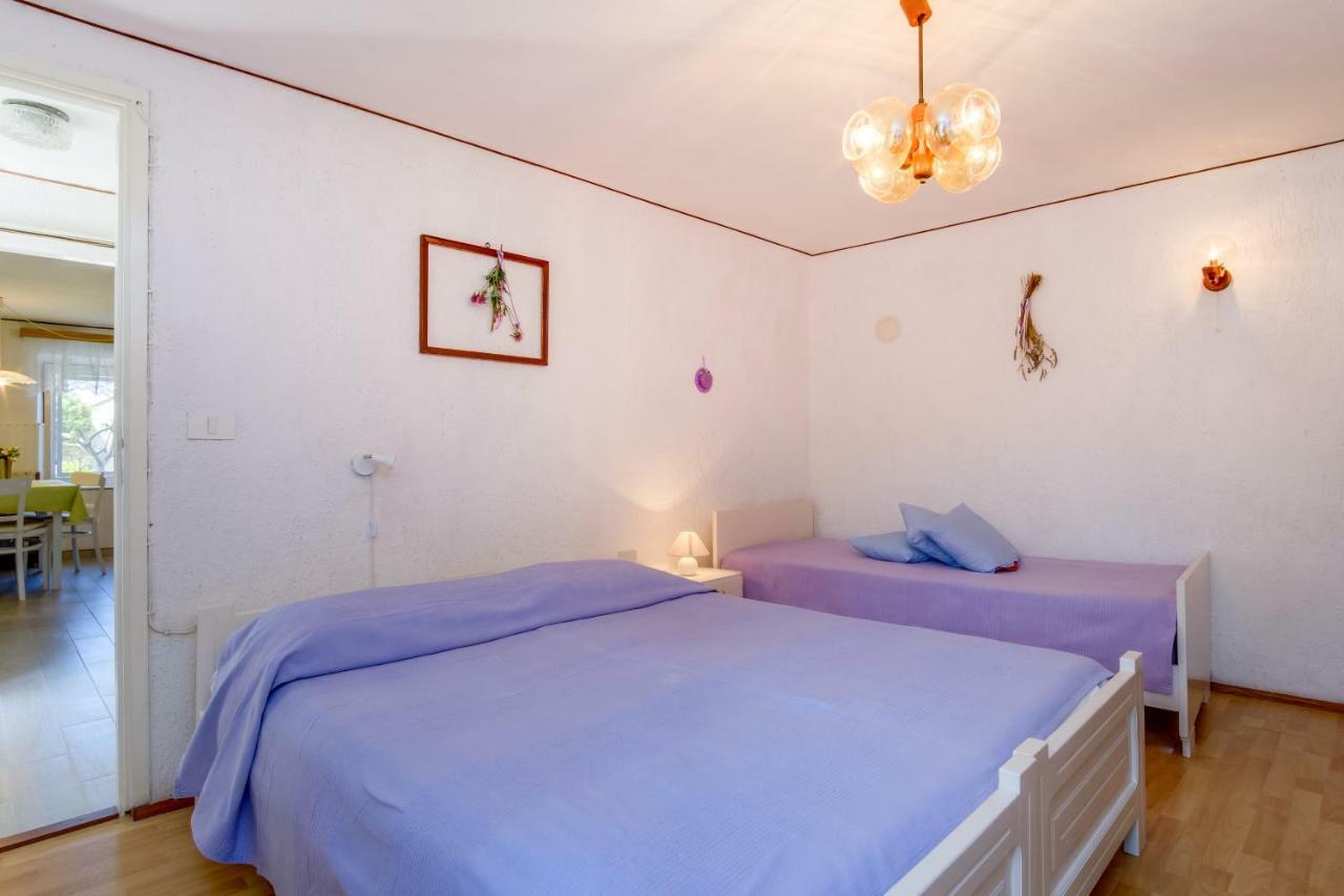 Apartment Carmen Veli Lošinj Kültér fotó