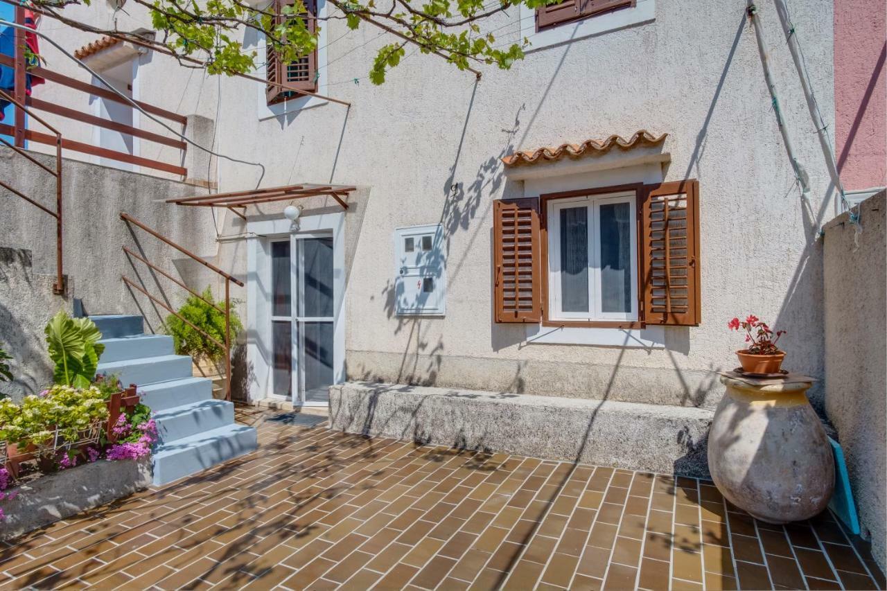 Apartment Carmen Veli Lošinj Kültér fotó